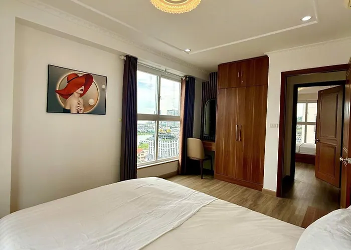 Lili House * Ha Long